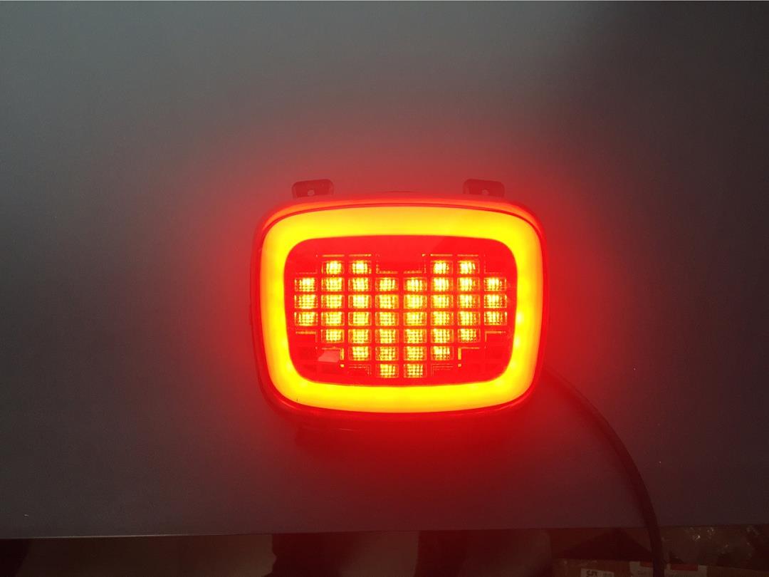 電動車尾燈